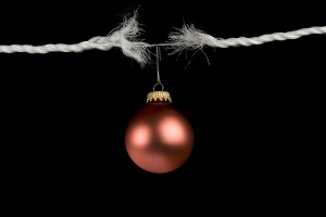 Frayed-rope-with-christmas-bulb